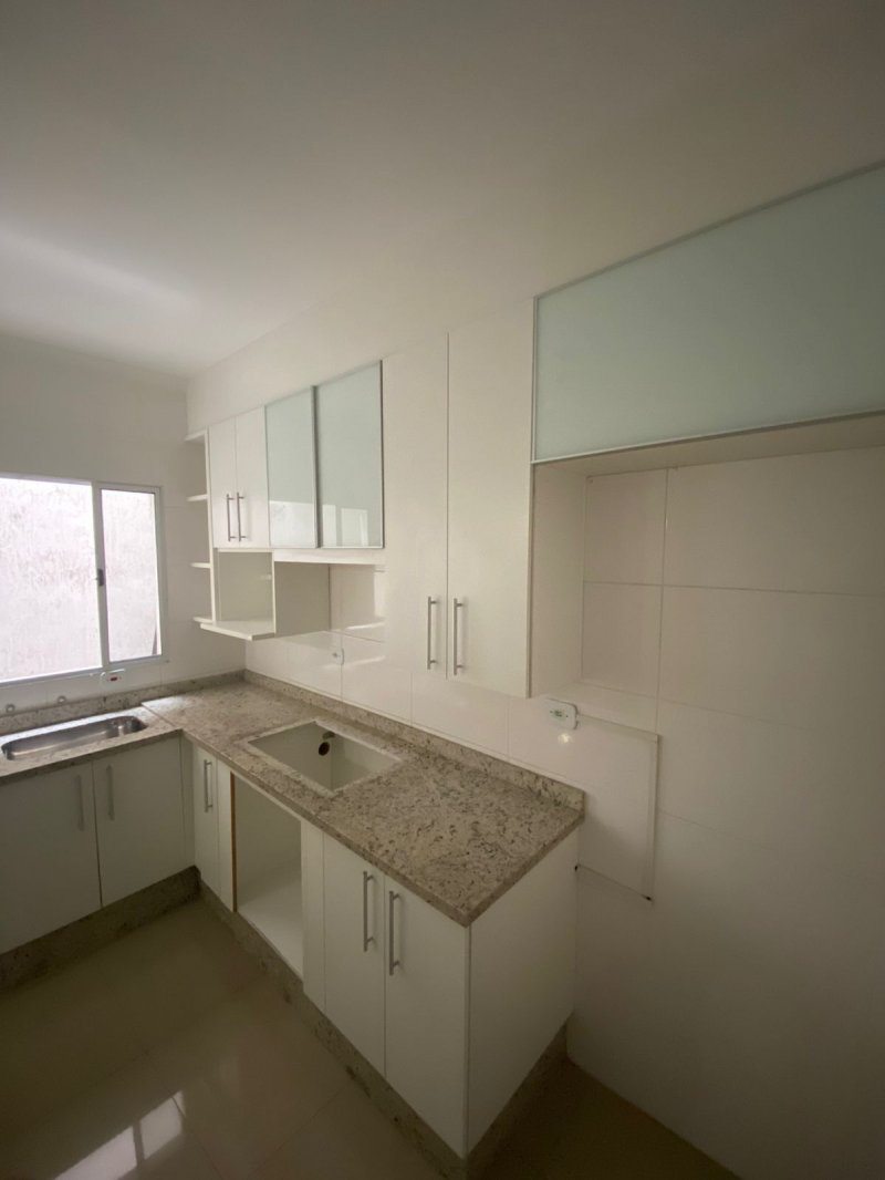 Sobrado à venda com 3 quartos, 70m² - Foto 7