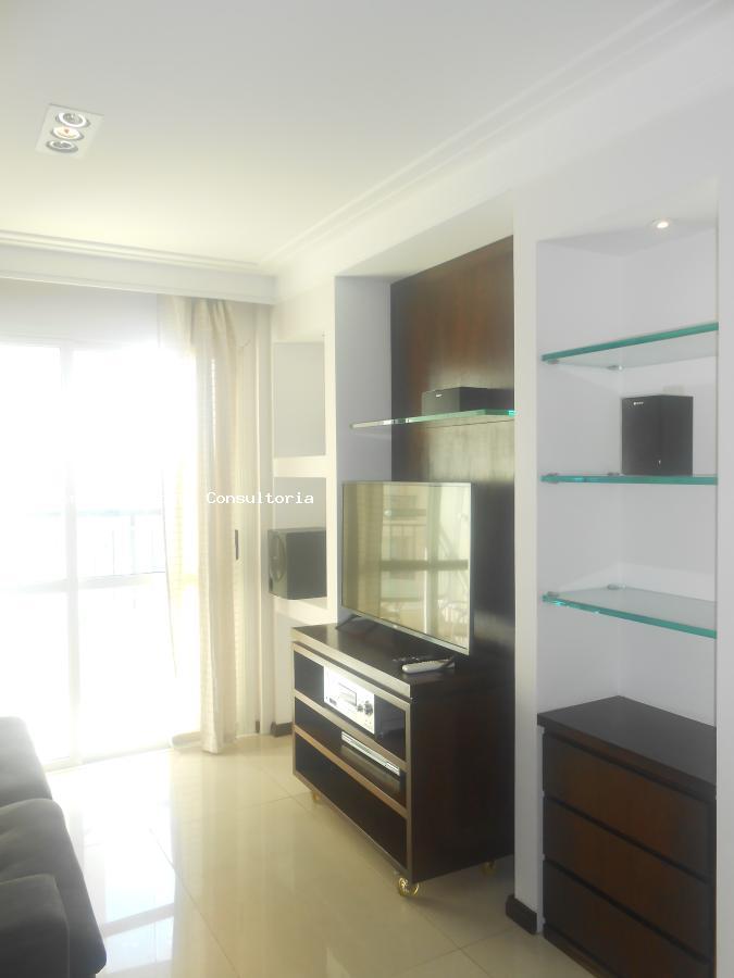 Apartamento para alugar com 2 quartos, 72m² - Foto 12