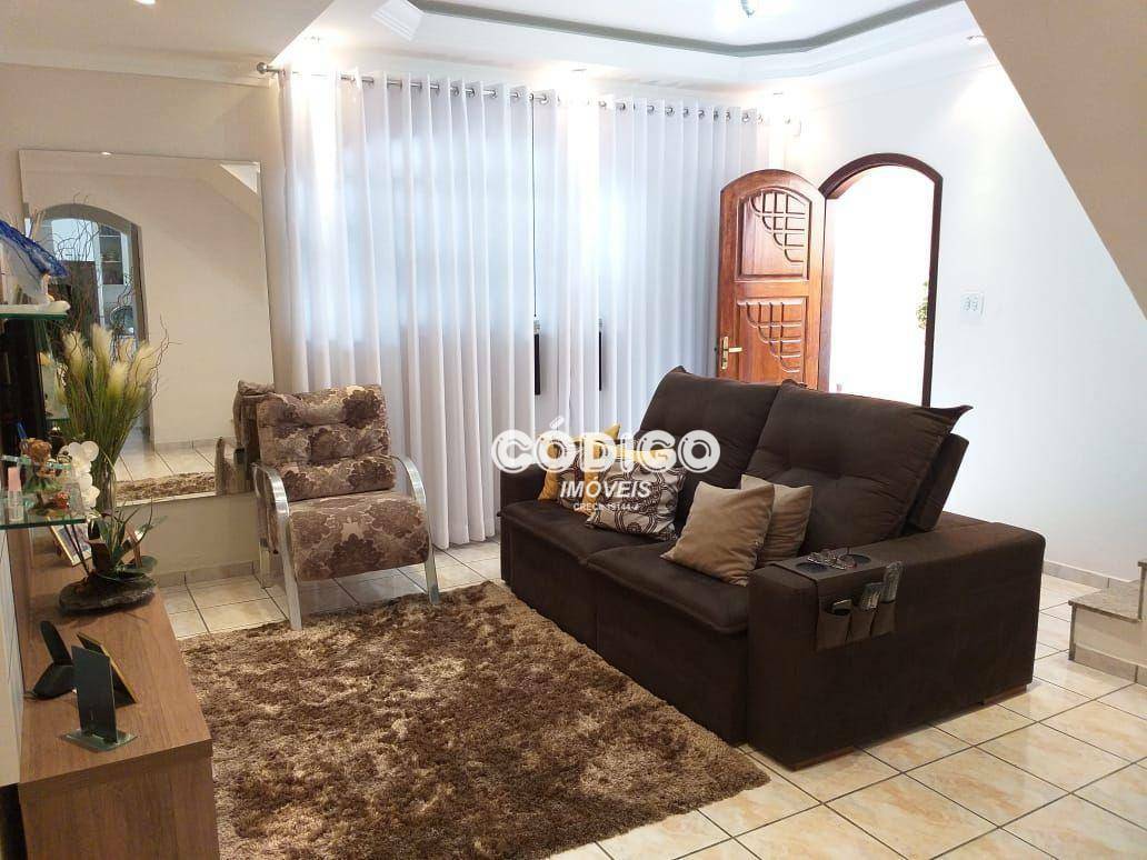 Sobrado à venda com 3 quartos, 181m² - Foto 1