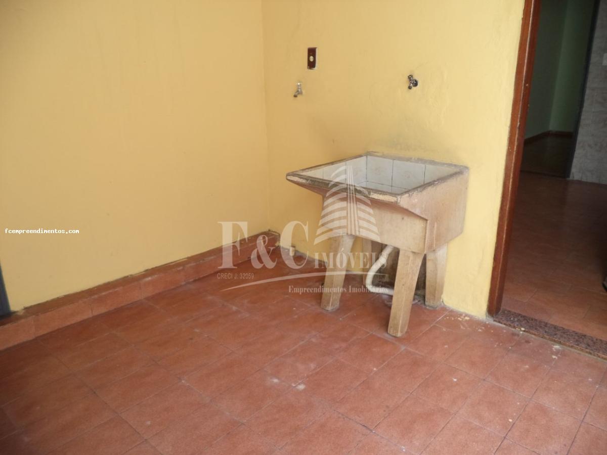 Casa à venda com 2 quartos, 138m² - Foto 2