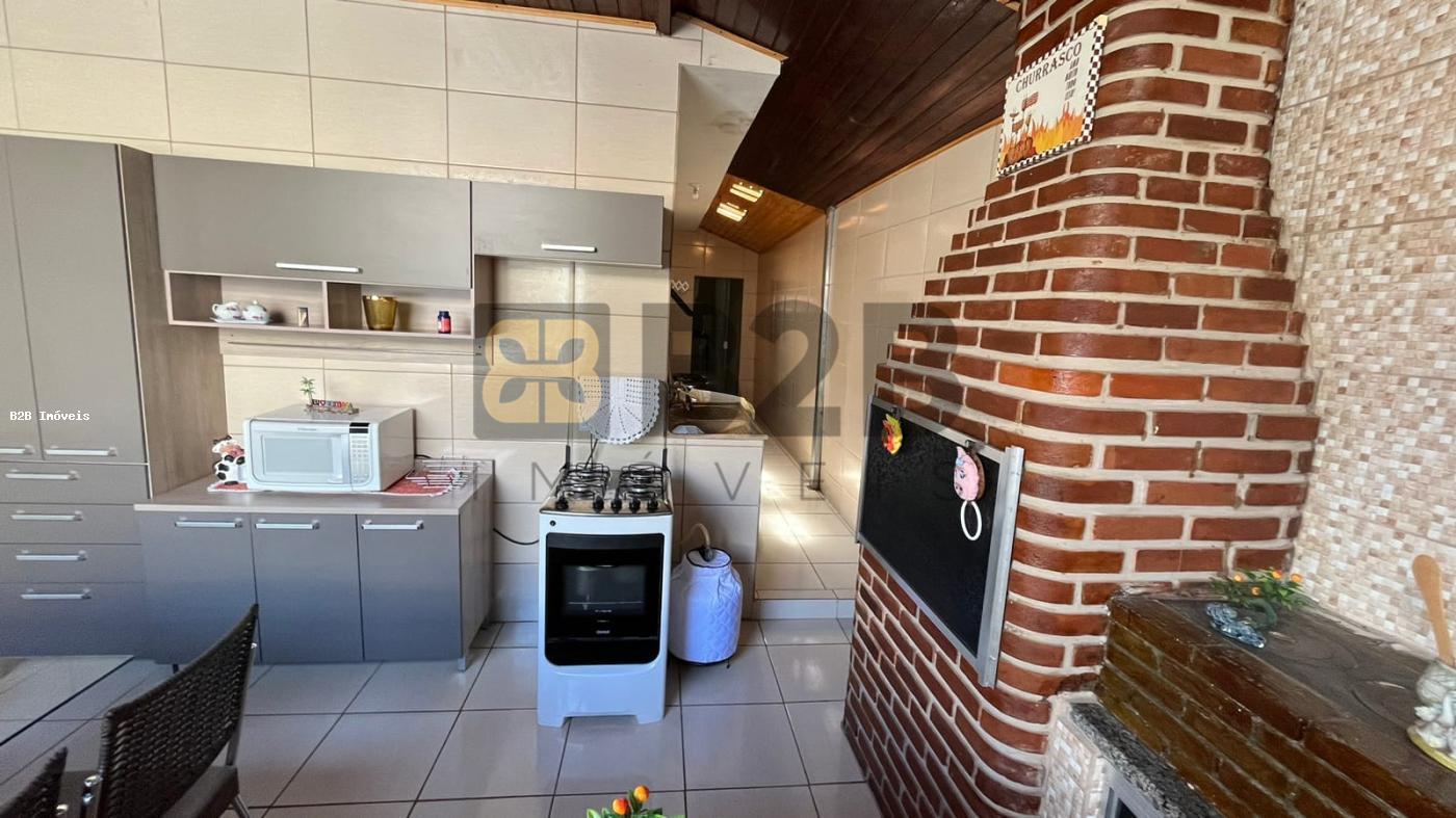 Casa à venda com 5 quartos, 193m² - Foto 6