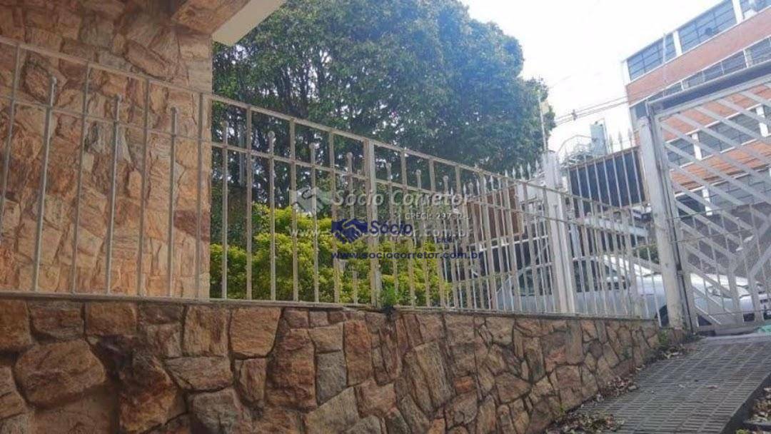 Casa à venda e aluguel com 4 quartos, 350m² - Foto 13