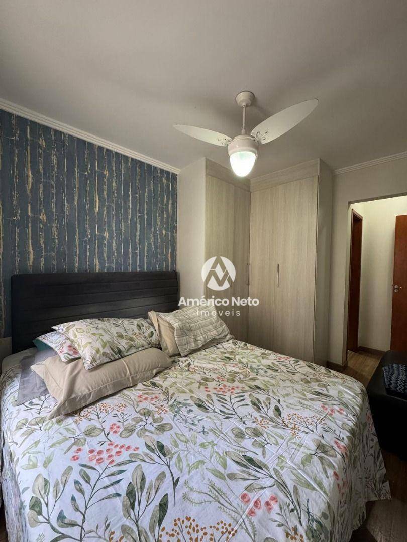 Apartamento à venda com 2 quartos, 65m² - Foto 17