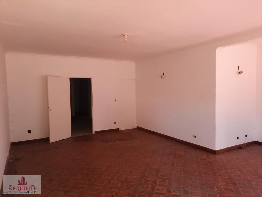 Sobrado para alugar com 2 quartos, 387m² - Foto 6