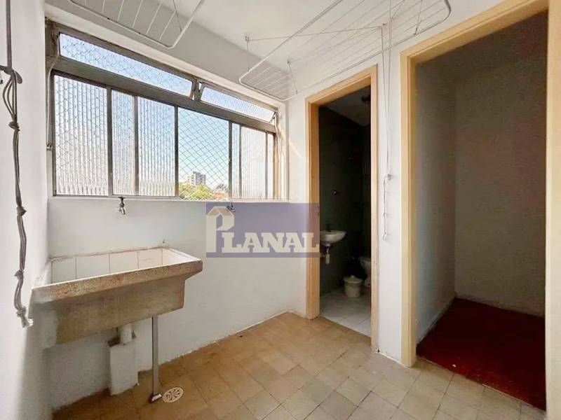 Apartamento à venda com 2 quartos, 66m² - Foto 13