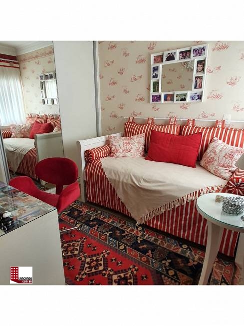 Apartamento à venda com 3 quartos, 131m² - Foto 2