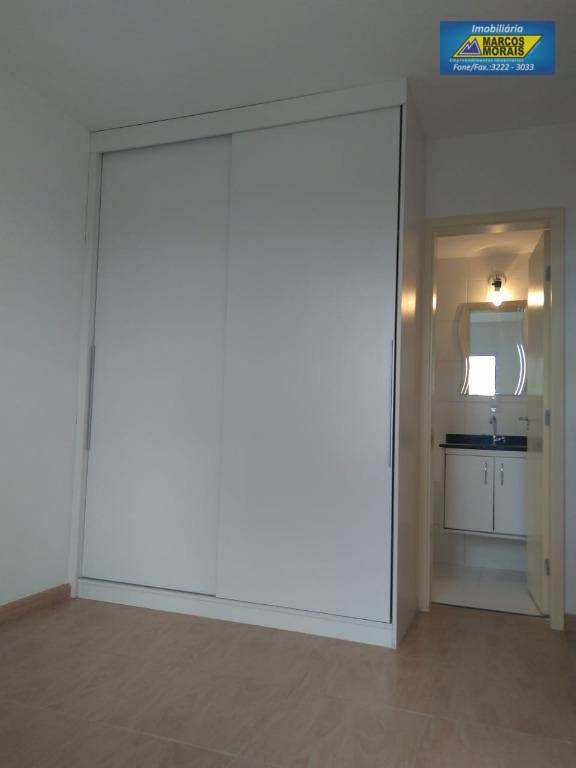 Apartamento à venda com 2 quartos, 57m² - Foto 13