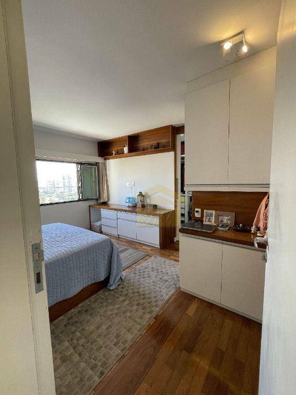 Apartamento à venda com 3 quartos, 121m² - Foto 47