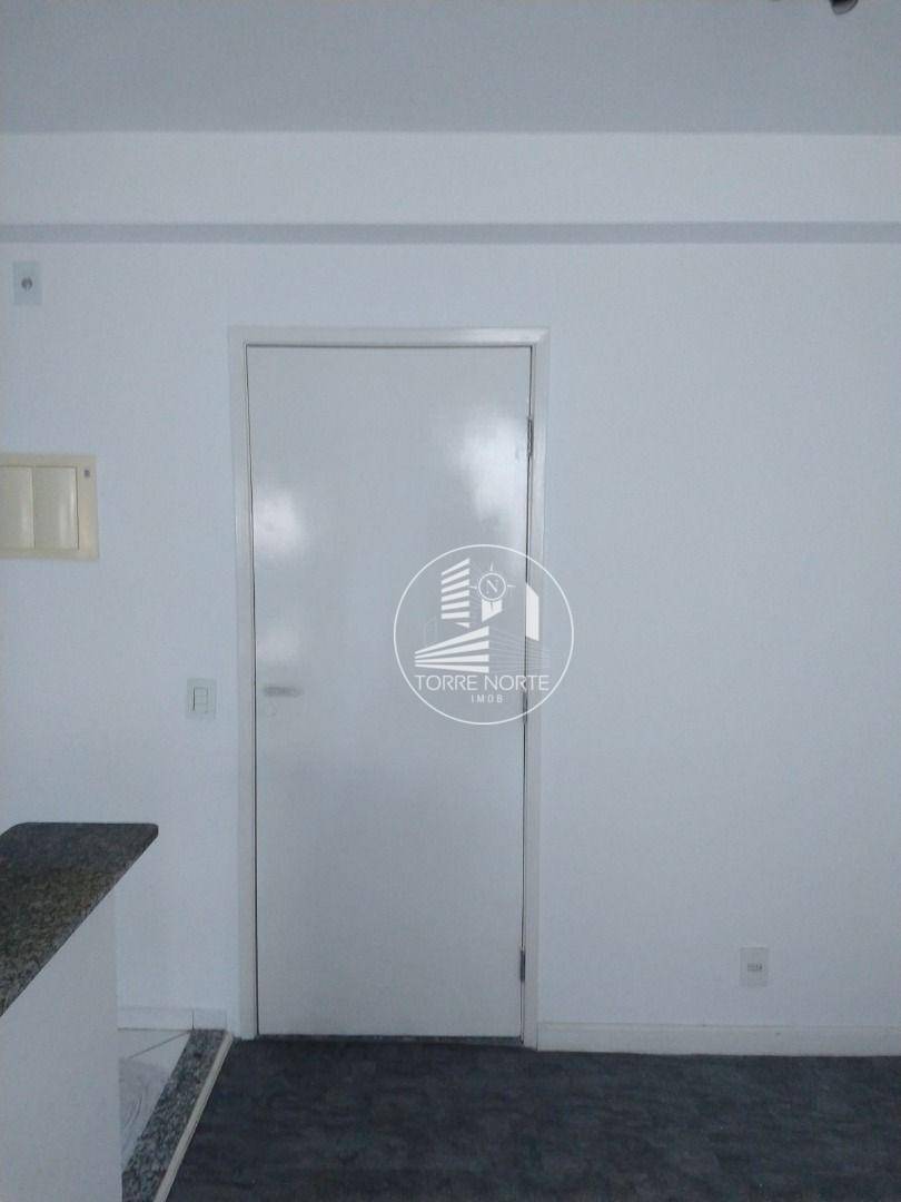 Apartamento à venda com 2 quartos, 46m² - Foto 11