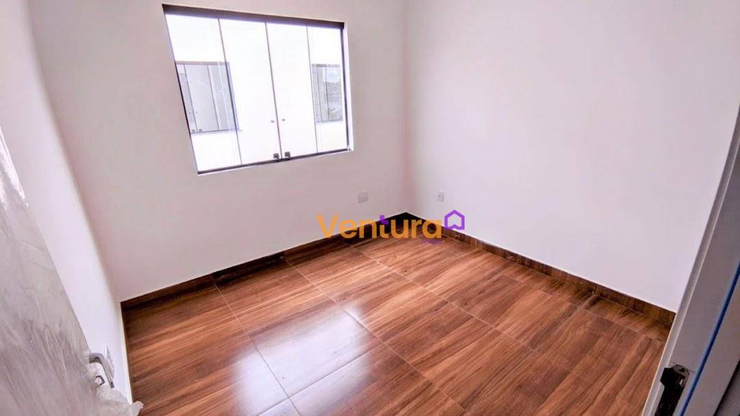 Casa à venda com 3 quartos, 95m² - Foto 12