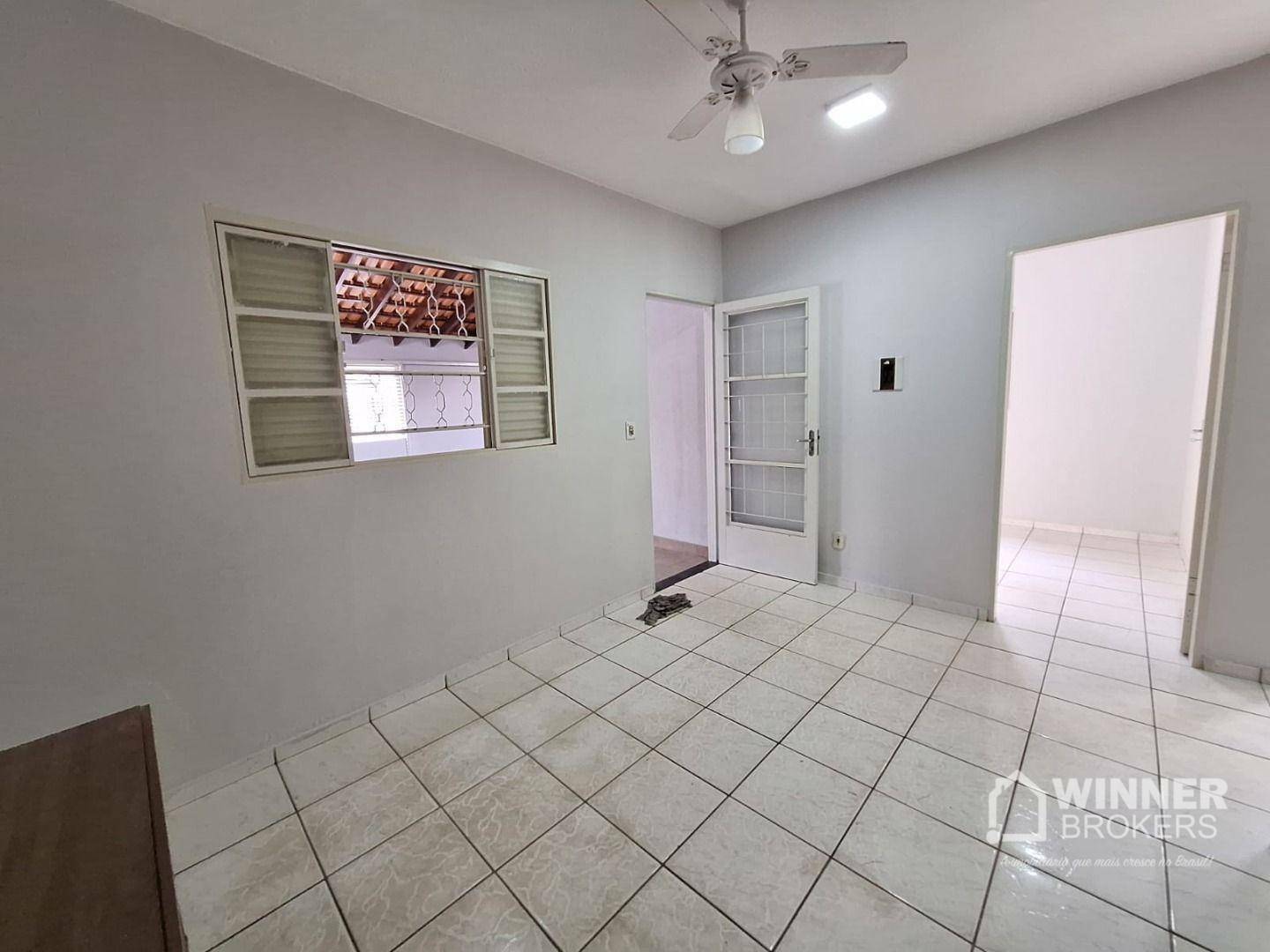 Casa à venda com 3 quartos, 180m² - Foto 6