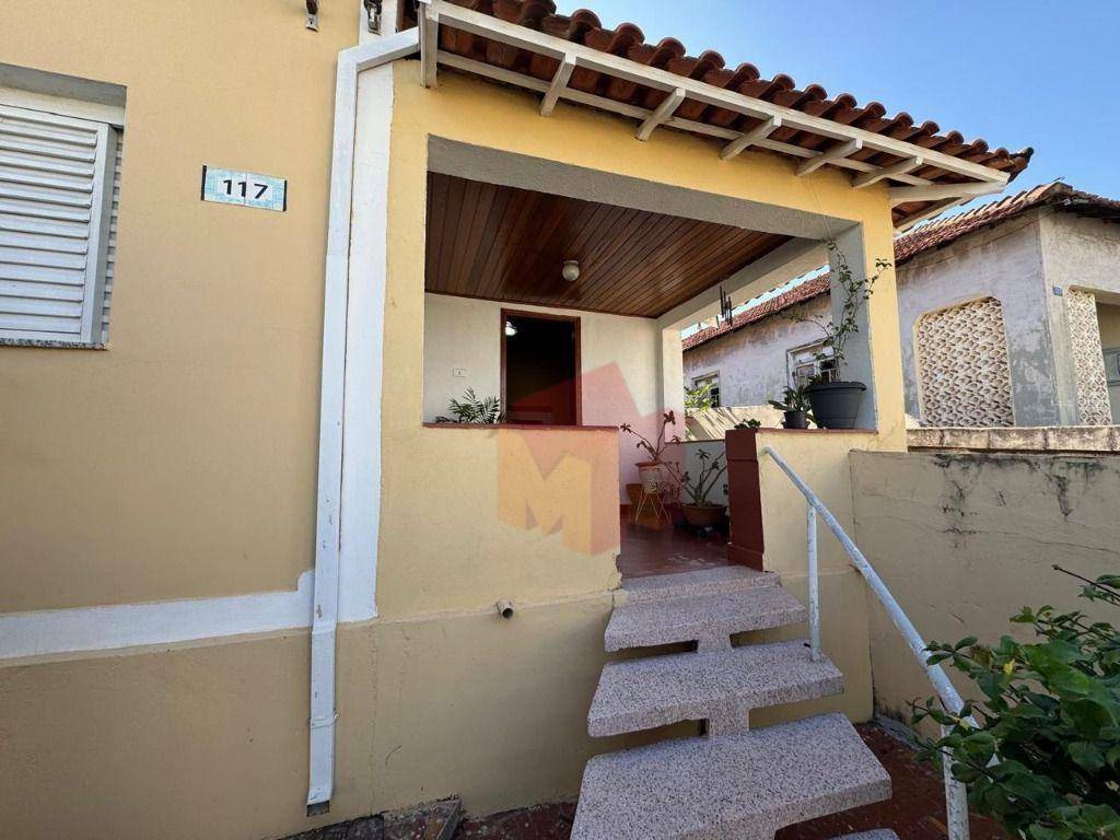 Casa à venda com 5 quartos, 200m² - Foto 28