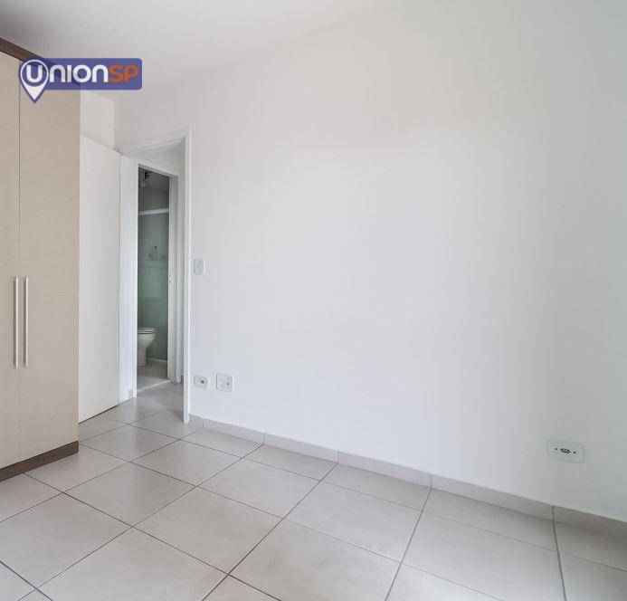 Apartamento à venda com 2 quartos, 55m² - Foto 7