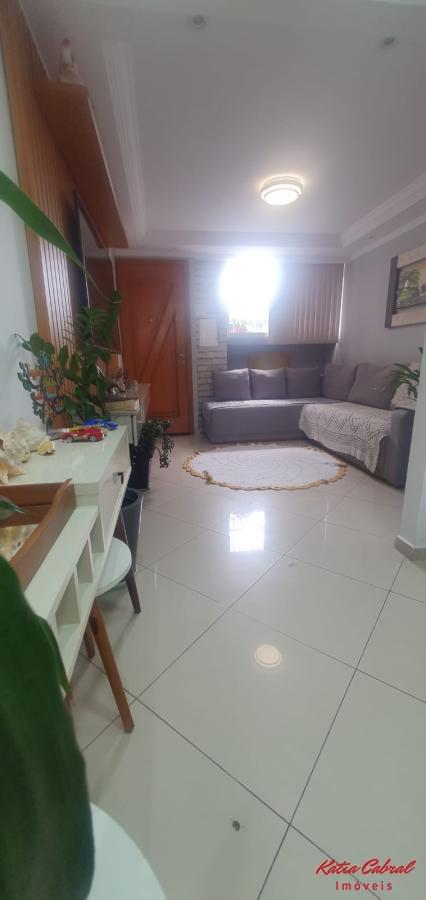 Apartamento à venda com 2 quartos, 64m² - Foto 3