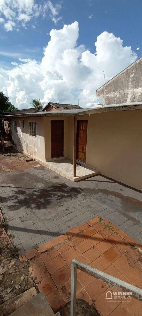 Casa à venda com 4 quartos, 220m² - Foto 13