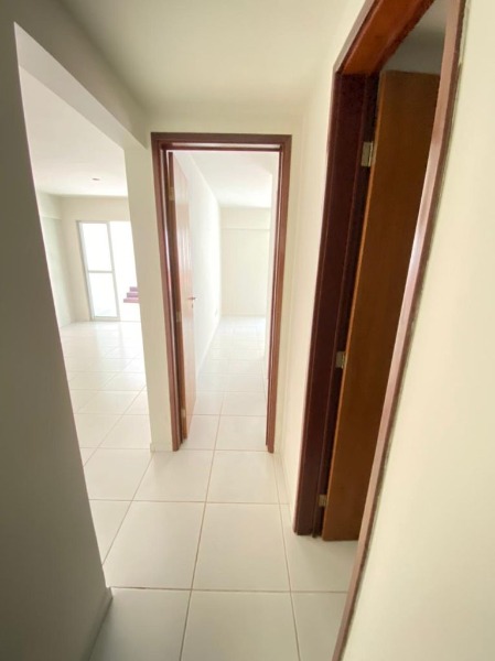 Apartamento à venda com 2 quartos, 60m² - Foto 16