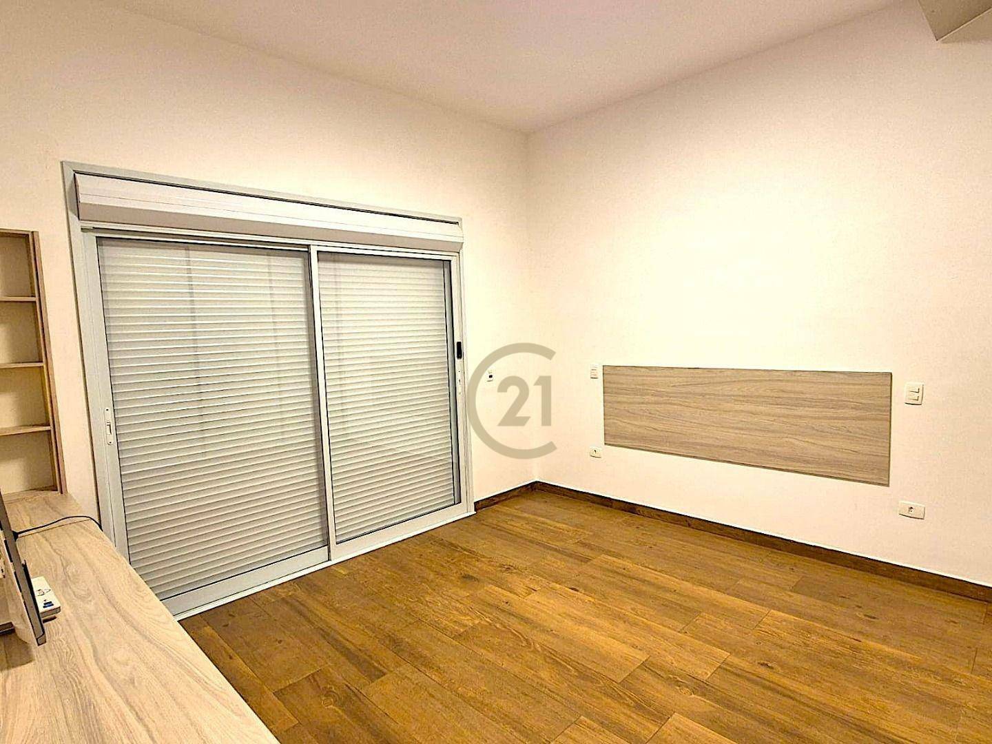 Sobrado à venda com 3 quartos, 256m² - Foto 4