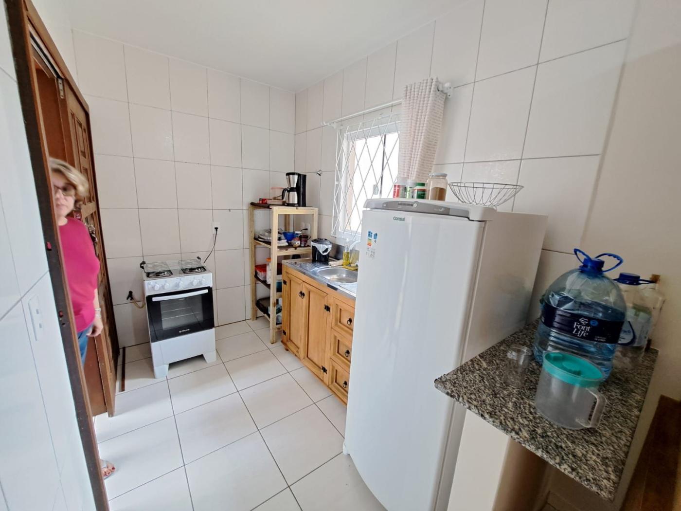 Casa à venda com 1 quarto, 160m² - Foto 4