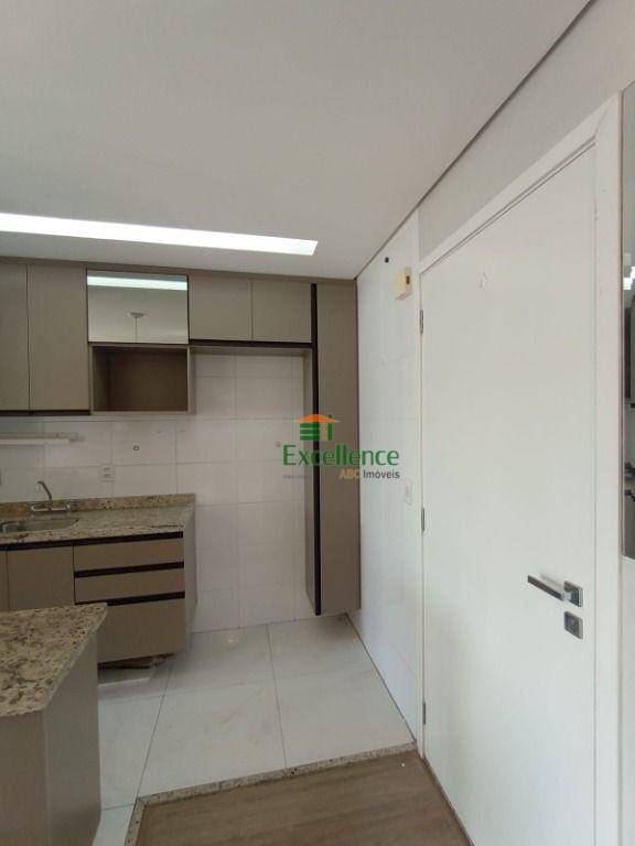 Apartamento à venda com 2 quartos, 59m² - Foto 13