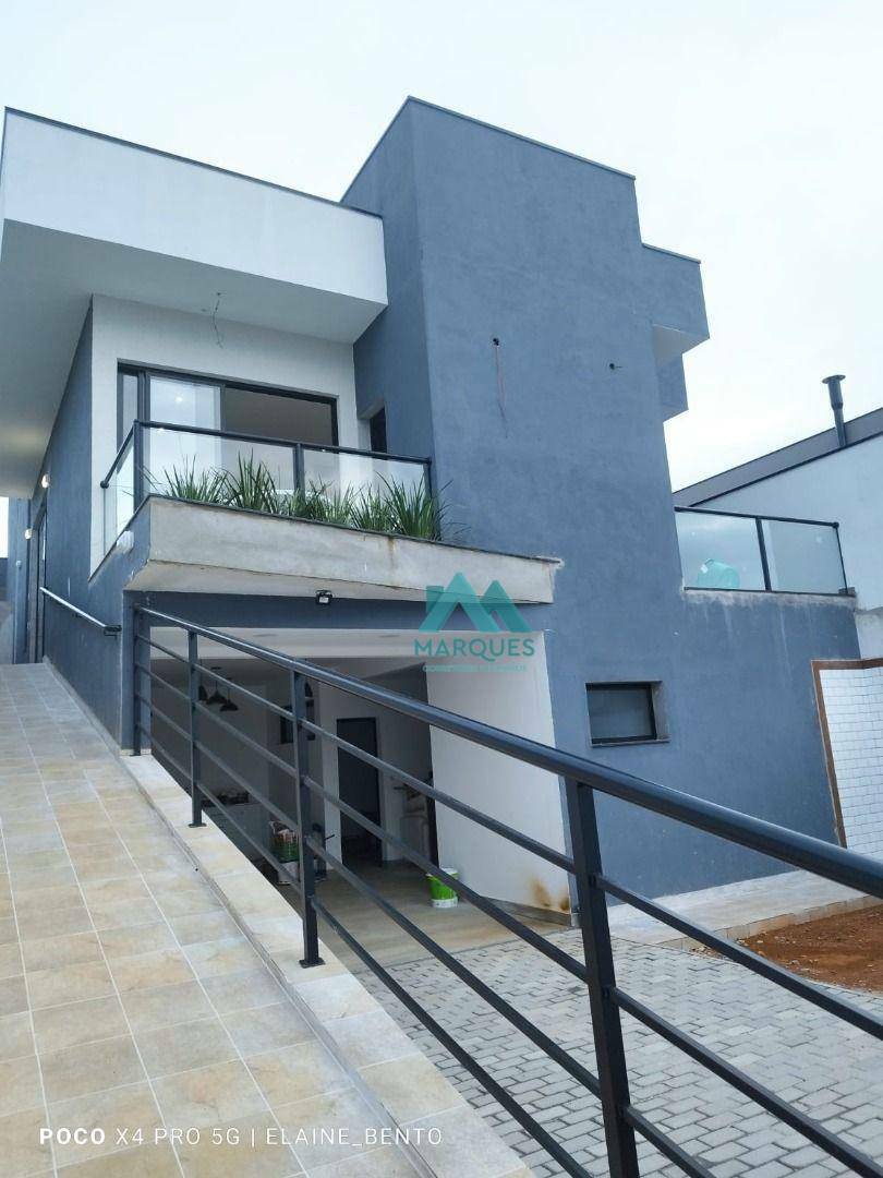 Casa de Condomínio à venda com 3 quartos, 192m² - Foto 4