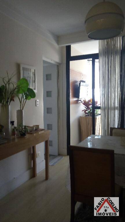 Apartamento à venda com 3 quartos, 90m² - Foto 18