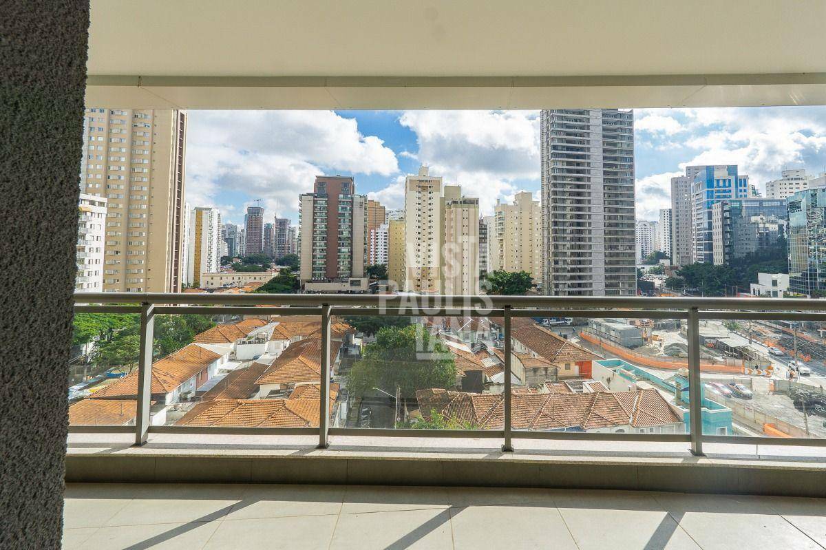 Apartamento à venda com 3 quartos, 134m² - Foto 2