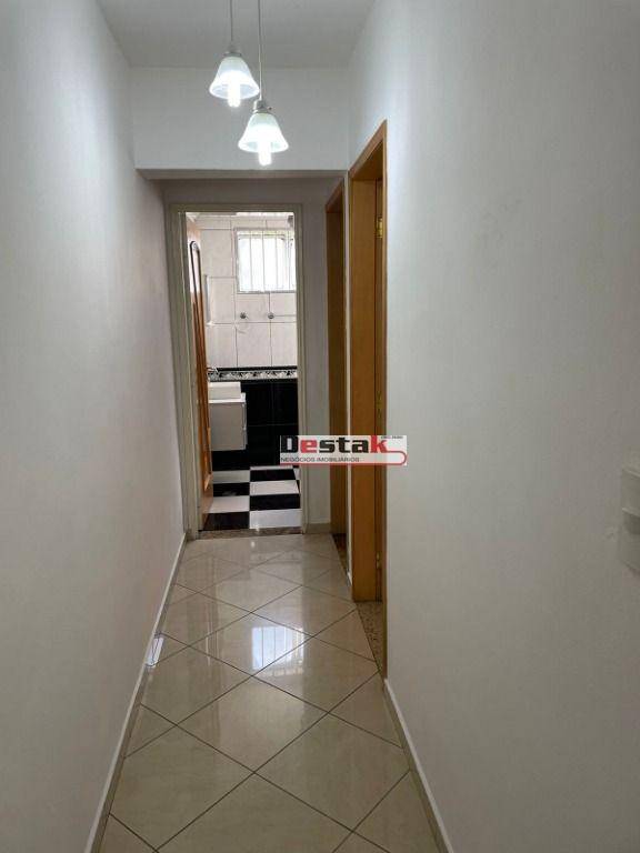 Apartamento à venda com 2 quartos, 59m² - Foto 7