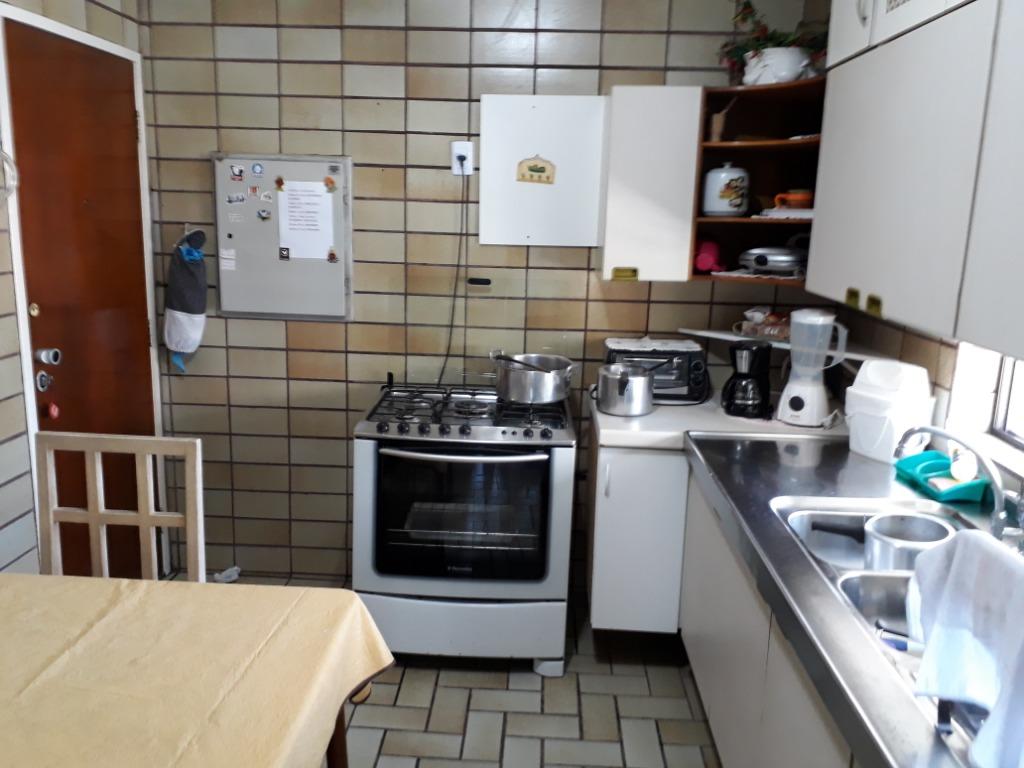 Apartamento à venda com 3 quartos, 150m² - Foto 23