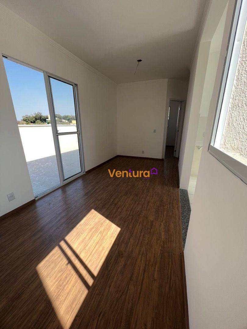 Apartamento para alugar com 2 quartos, 60m² - Foto 17