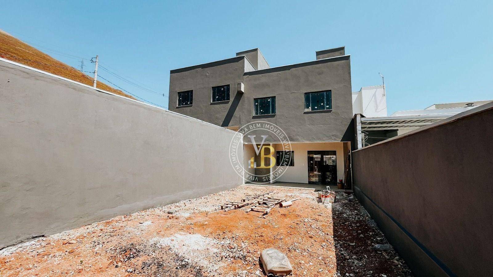 Casa à venda com 4 quartos, 150m² - Foto 22