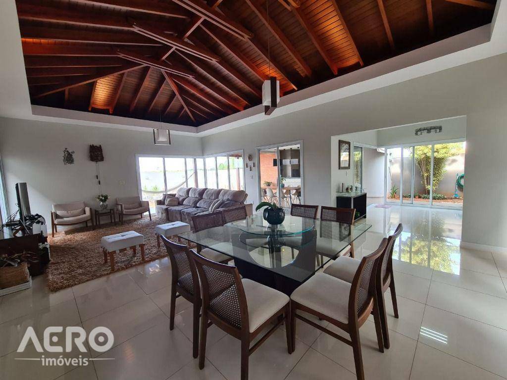 Casa de Condomínio à venda com 3 quartos, 330m² - Foto 39