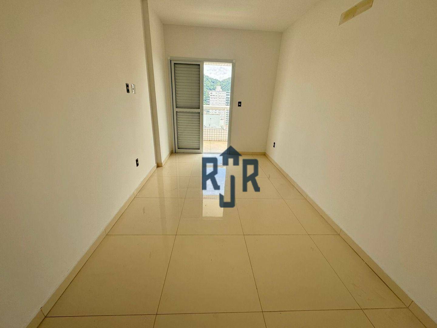 Apartamento à venda com 3 quartos, 123m² - Foto 2