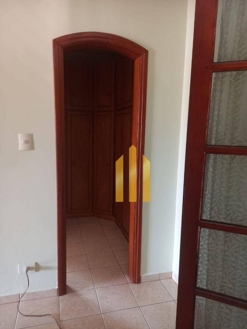 Sobrado à venda e aluguel com 3 quartos, 190m² - Foto 20