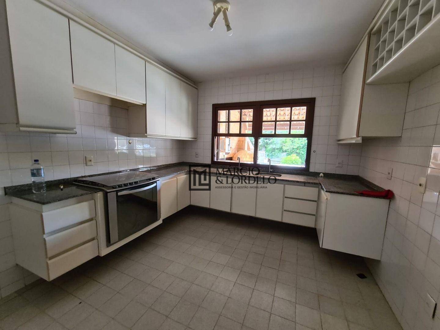 Casa à venda com 4 quartos, 550m² - Foto 15