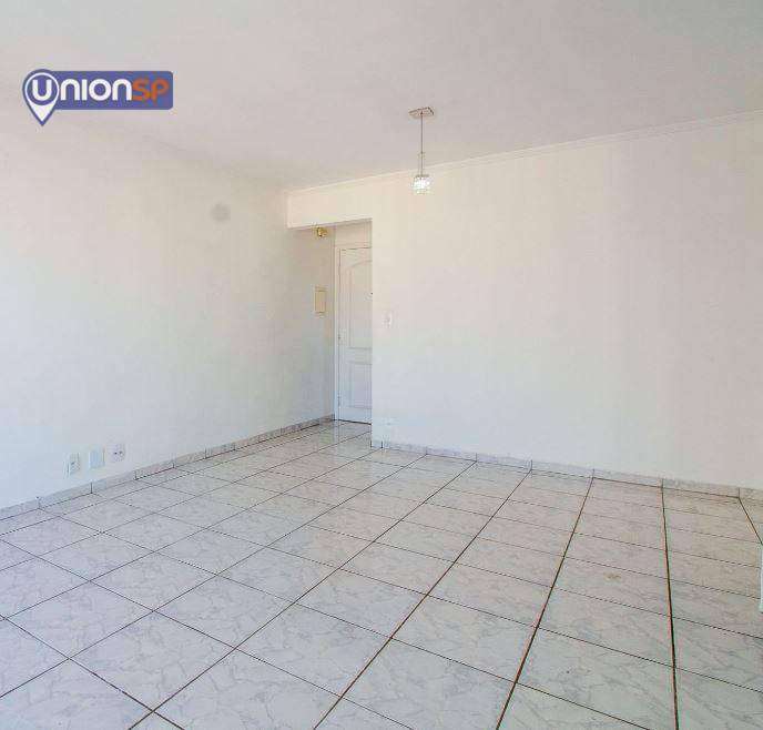 Apartamento à venda com 3 quartos, 82m² - Foto 2