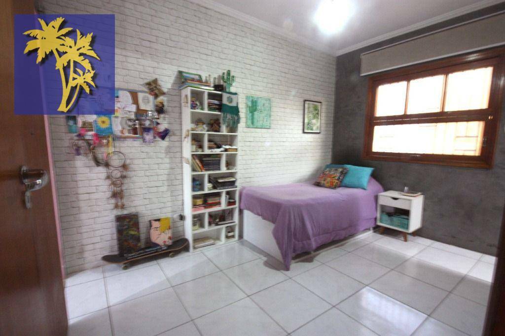 Casa à venda com 4 quartos, 127m² - Foto 18