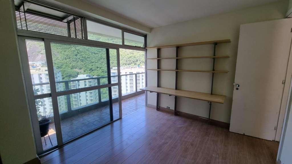 Apartamento à venda com 4 quartos, 188m² - Foto 25