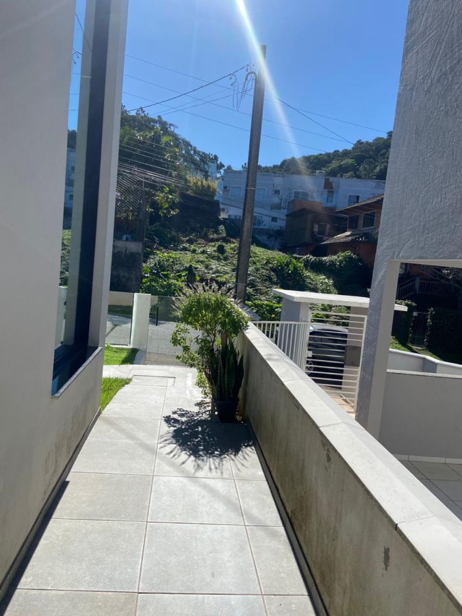 Casa para alugar com 4 quartos, 270m² - Foto 27