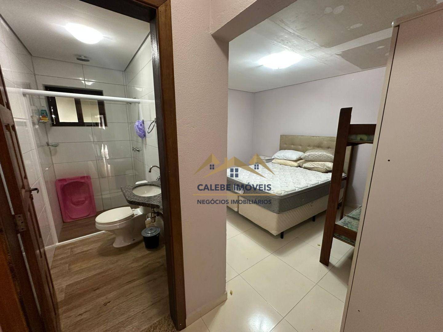 Chácara à venda com 6 quartos, 860m² - Foto 17