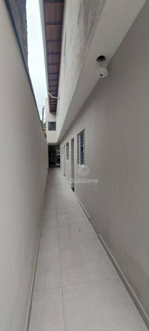 Sobrado à venda com 3 quartos, 200m² - Foto 17