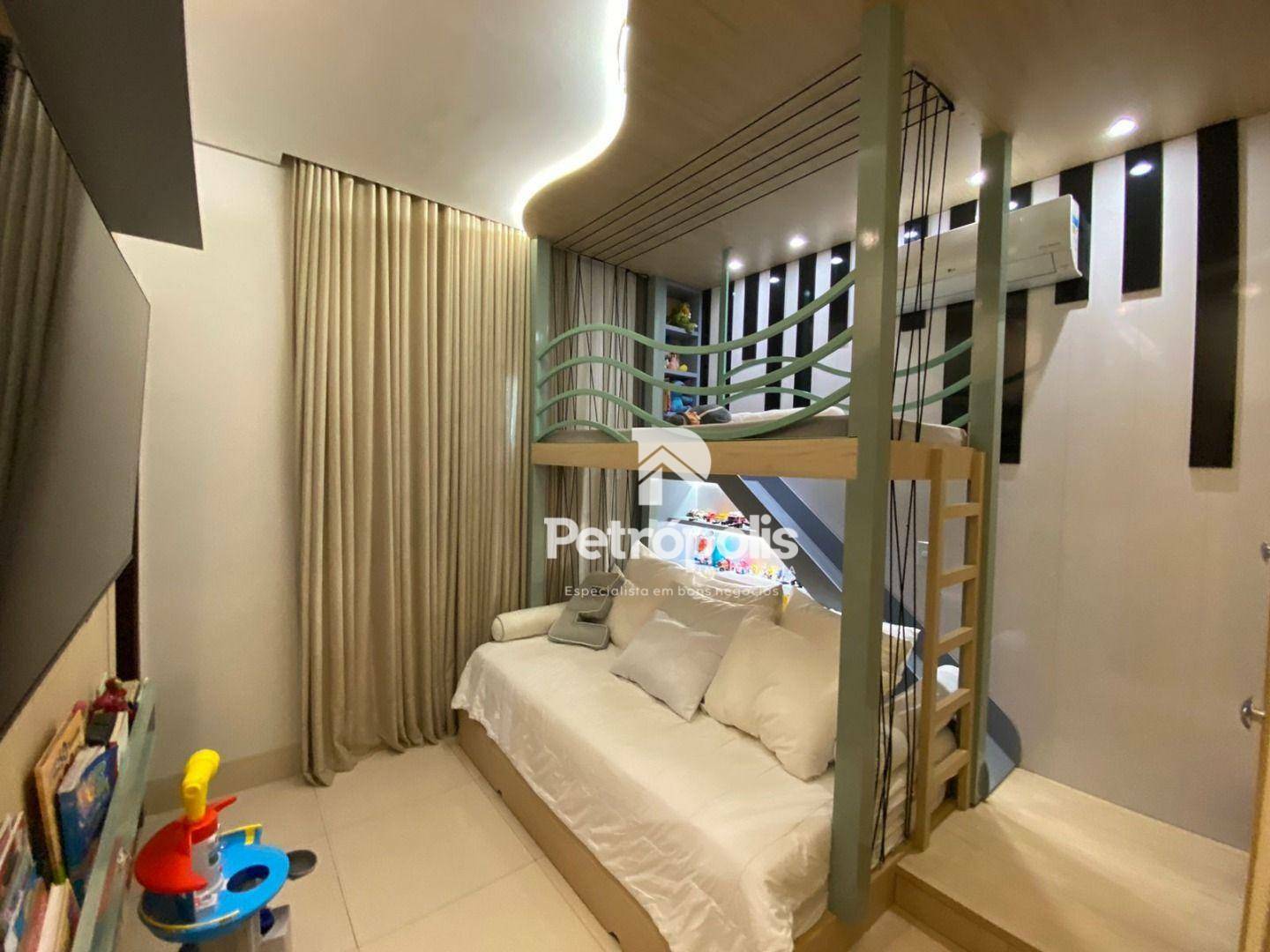 Sobrado à venda com 3 quartos, 214m² - Foto 18