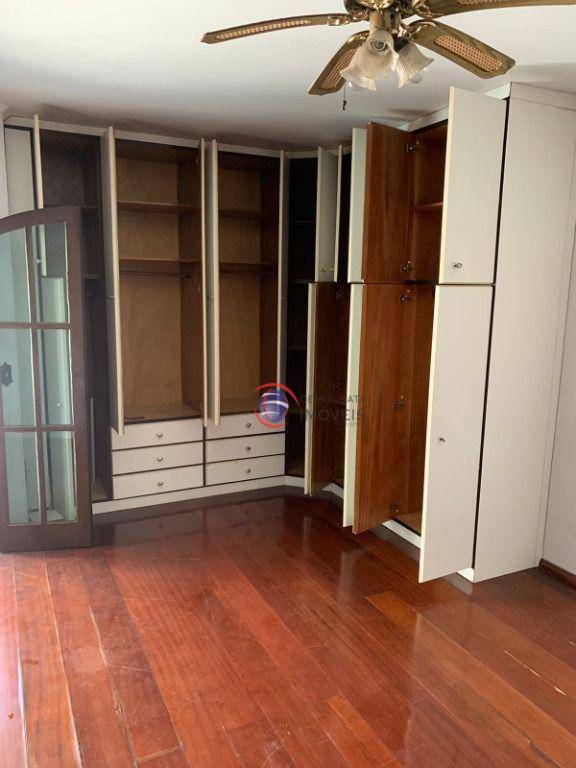 Sobrado à venda com 4 quartos, 232m² - Foto 13