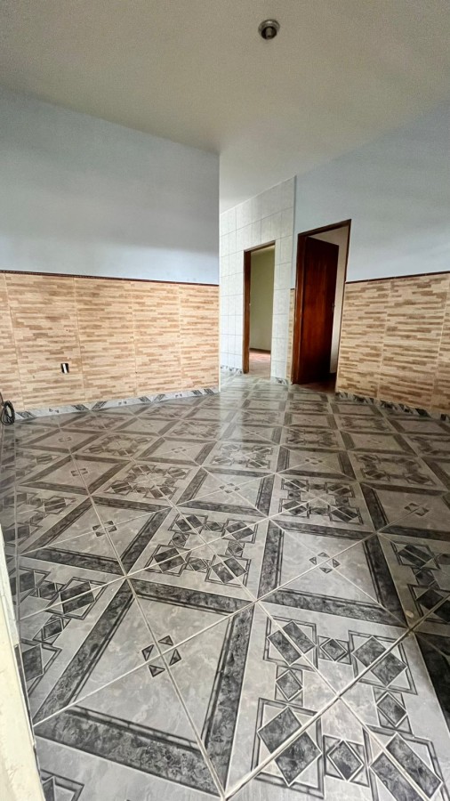 Casa à venda com 6 quartos, 250m² - Foto 12