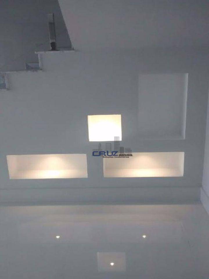 Sobrado à venda com 3 quartos, 310m² - Foto 35