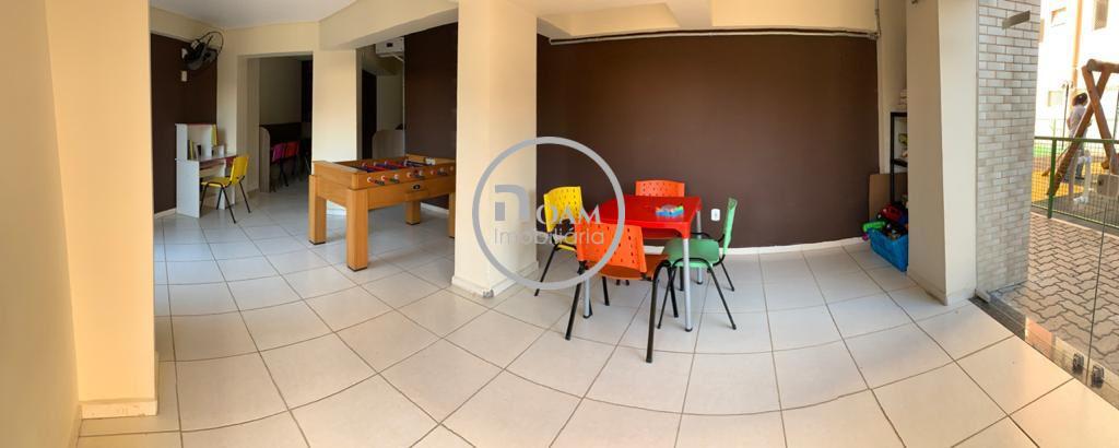 Apartamento à venda com 2 quartos, 65m² - Foto 2