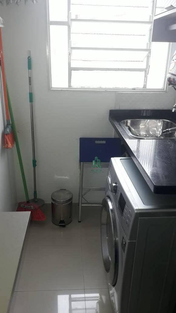 Apartamento à venda com 2 quartos, 43m² - Foto 3