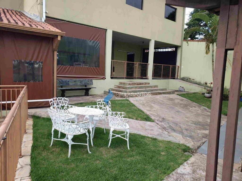 Casa à venda com 2 quartos, 320m² - Foto 21