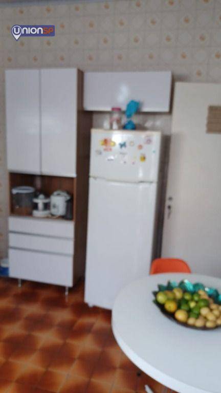 Apartamento à venda com 2 quartos, 76m² - Foto 17