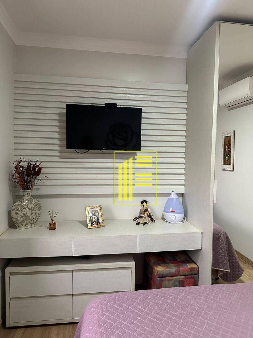 Apartamento à venda com 3 quartos, 114m² - Foto 11