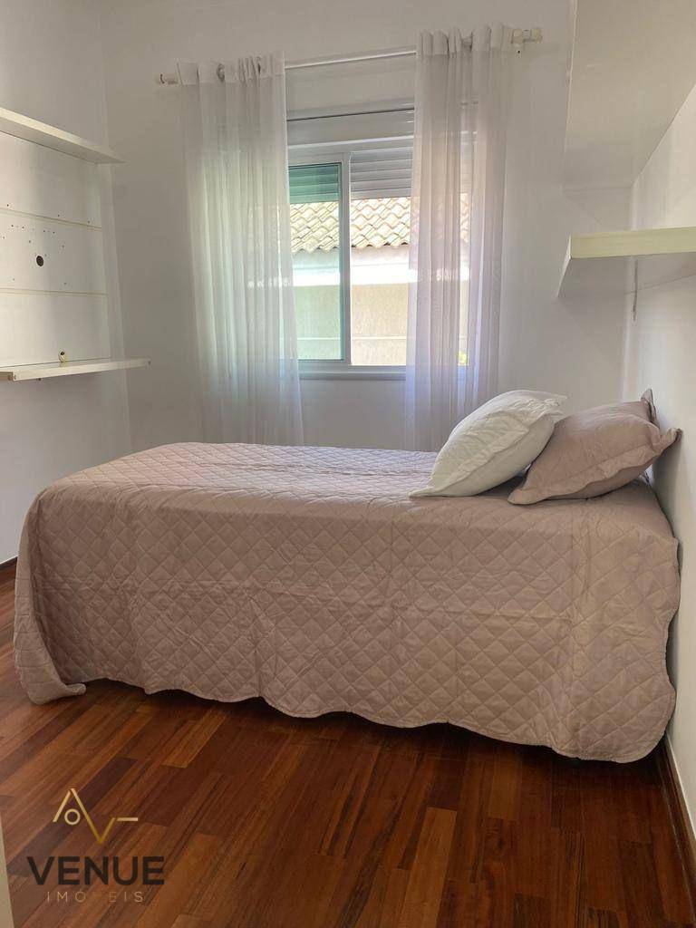 Casa de Condomínio à venda com 4 quartos, 290m² - Foto 9